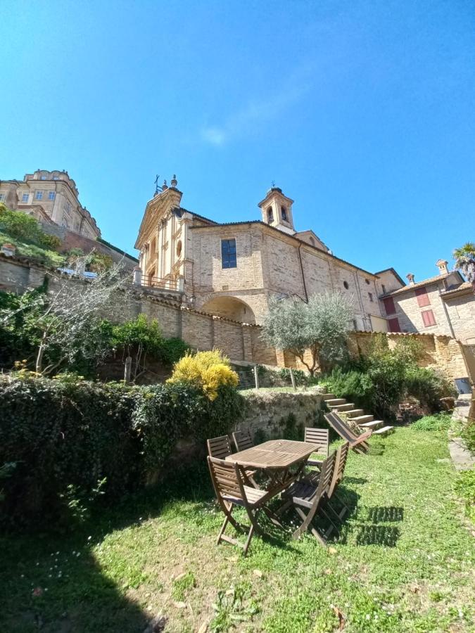 Il Giardino Di Olivia Apartment Guarene Exterior photo