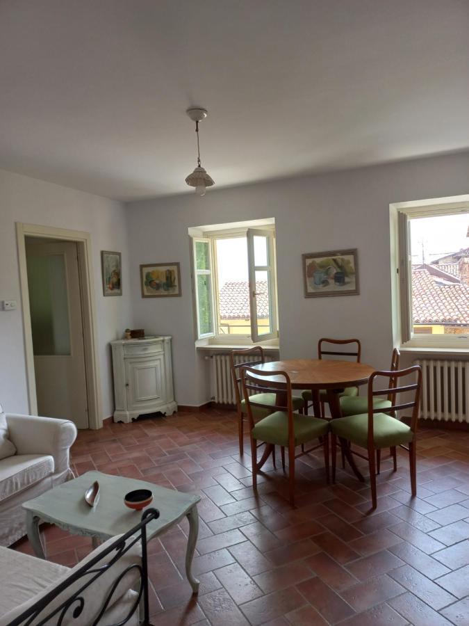 Il Giardino Di Olivia Apartment Guarene Exterior photo